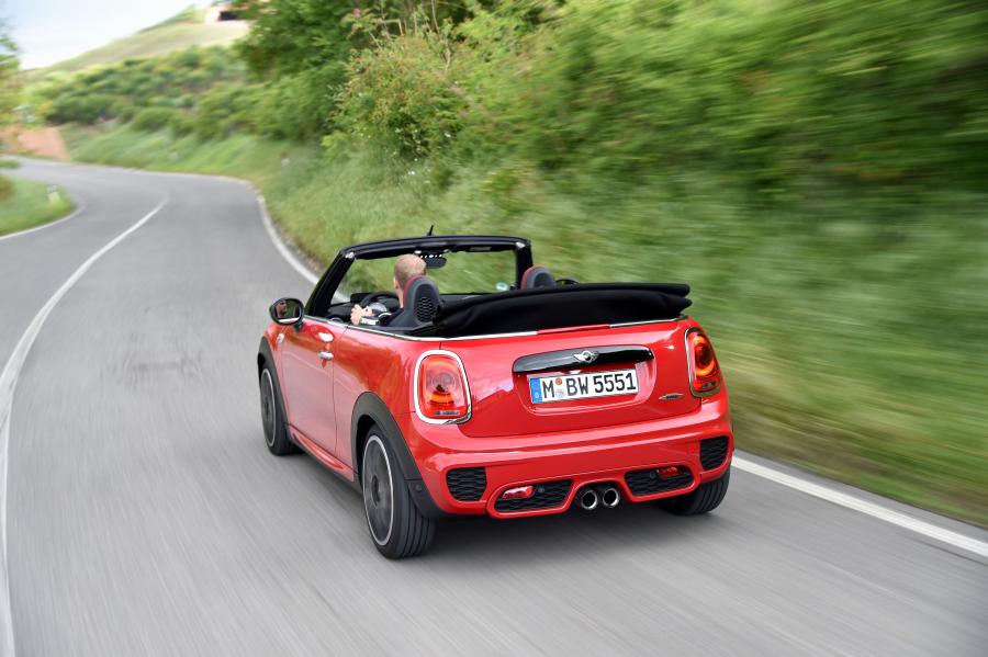  Mini Cooper S JCW Cabrio 2016 года  (фото 56 из 104)